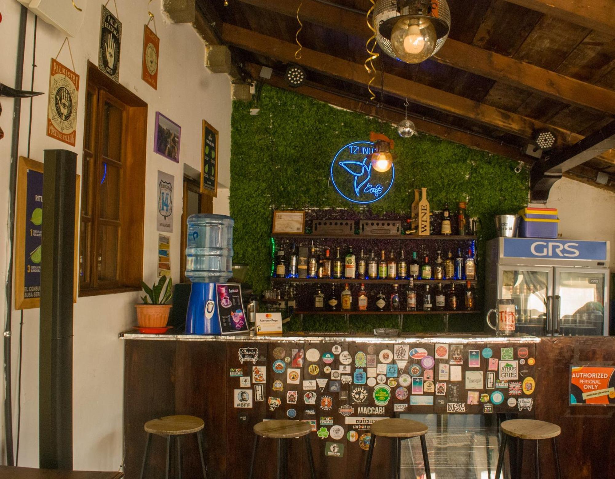 Tzunun Hostel Antigua Kültér fotó
