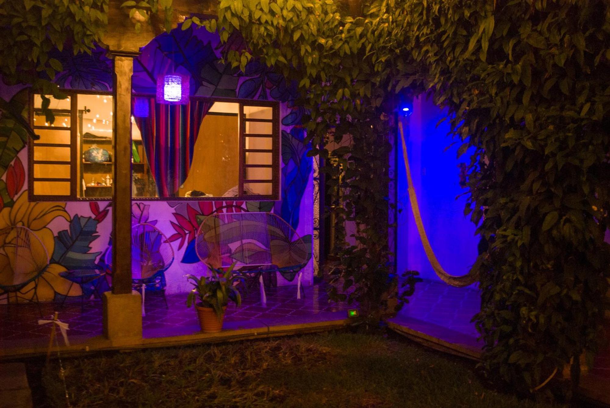 Tzunun Hostel Antigua Kültér fotó